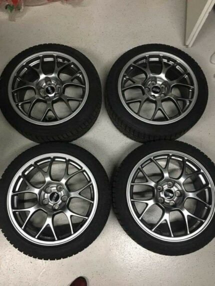 Original R18X8.5J Rims with tyres For Mitsubishi Lancer EVO 2008-2017