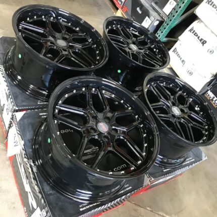 19 Inch ESR CS15 Gloss Black Wheels 19x9.5 +22 5x120 Rims Set 4

Fits 2011 Mitsubishi Lancer FWD 