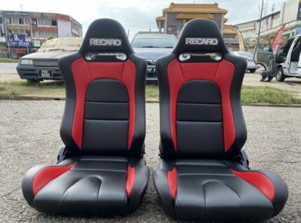Red and Black Leather Recaro Front Seats For Mitsubishi Lancer Evo 9/X