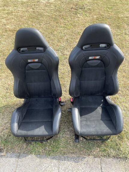 Genuine Mitsubishi Lancer Evolution VIII (Evo 8) MR FQ-340/FQ-360 Ralliart edition front and rear bucket seats with seat railings and adjusters with complete set of door panels.